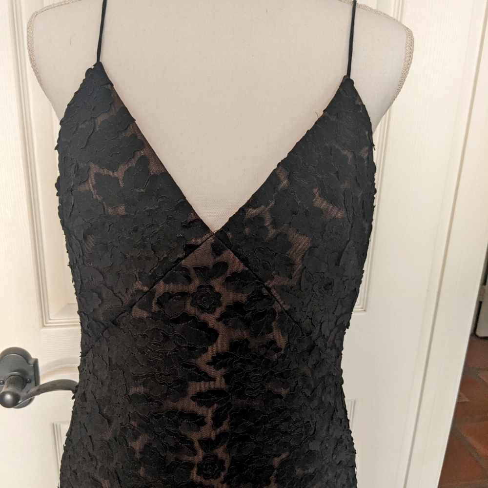 Vera Wang Black Lace Dress